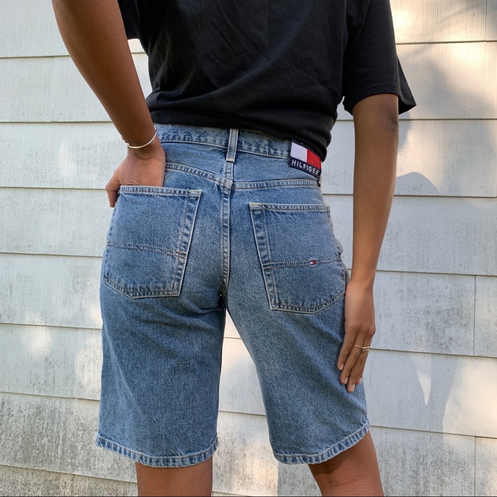 90s Vintage Tommy Hilfiger mid rise boy shorts